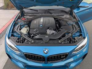BMW M2 Turbo 6 cylindres, modèle 2018, d'occasion, équipement Executive, provenance du Texas et de Californie - Product Image 6