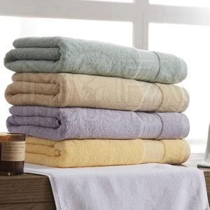 Serviettes d'hôtel écologiques de haute qualité en coton bio super absorbant et à séchage rapide de style moderne pour un usage domestique de qualité hospitalière - Product Image 2