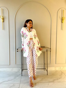 Ensemble de robes décontractées Miracle Garden pour femmes, robe en coton à col fermé pour femmes du fabricant et exportateur indien - Product Image 5