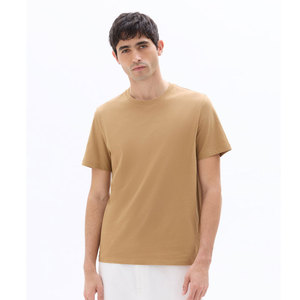 Camiseta de algodón de manga corta con cuello redondo y color liso para hombre, ajuste regular, estilo casual, tejido de punto, color camel. - Product Image 1