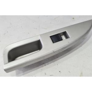 Pannello Pulsanti Posteriore Sinistro TOYOTA Urban Cruiser 1a Serie 74272-52100 (09>) - Product Image 4