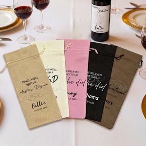 Sac à vin personnalisé à motif ligne simple pour les diplômés de Master et de PhD, avec nom et année sur le chapeau de remise de diplôme, cadeau idéal pour la fête de remise de diplôme - Product Image 5
