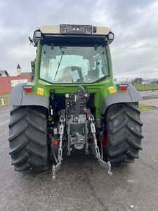 Maquinaria Agrícola de 104 CV a Precio Económico / Tractor Fendt 210 Vario en Venta - Product Image 4