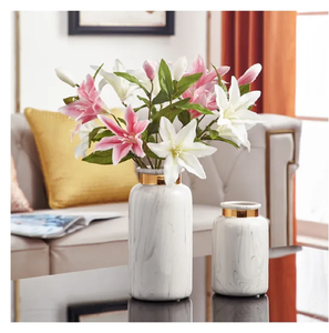 Jarrón rústico de terracota, jarrón con mango pequeño, decoración Bohemia, patrón único, acento decorativo. Disponible a precios de mayorista. - Product Image 3