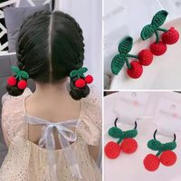 Pinces à cheveux et pinces à cheveux cerises faites à la main au Crochet mignon pince crocodile accessoires de cheveux de mode pour enfants cadeaux
