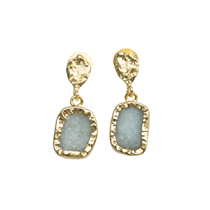 Modernos Pendientes de Piedras Preciosas con Gotas de Piedras Preciosas Pulidas, Revestimiento en Tono Dorado y Joyería de Primera Calidad - Product Image 1