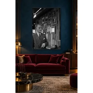 Fida Atatrk devant un mur photo en bois, impression sur toile - Product Image 5