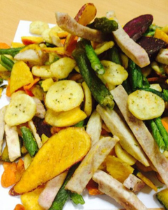 HIGH QUALITY DRIED FRUITS WITH NO <b>PRESERVATIVES</b> ADDED - Product Image 1