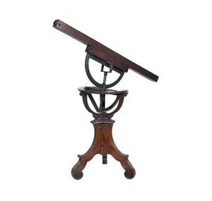 Télescope en métal et en bois de style antique, instrument optique décoratif maritime pour salle d'étude - Product Image 1