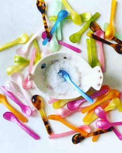 Salade en acier inoxydable au design élégant avec cuillère et fourchette en résine - Écologique, compatible lave-vaisselle, pour la maison et les restaurants - Artisanat en résine - Product Image 3