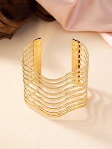 Bracelet en laiton de conception simple pour les filles Bracelet de manchette ouvert Bracelet de bijoux en métal en laiton plaqué or pour personnalisé par HF CRAFTS - Product Image 3