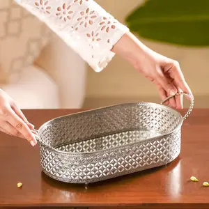 Plateau d'artisanat en métal ovale argenté moderne des industries Acube Décoration d'art de Noël multifonctionnelle - Product Image 3