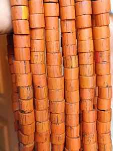 Cuentas de vidrio gruesas de aspecto antiguo hechas a medida en colores personalizados para la reventa por parte de tiendas de cuentas - Product Image 6