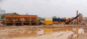 Usine de mélange de tambour d'asphalte de haute qualité 40-60 TPH 1 an prix compétitif usine de bitume fabricant indien y compris boîte de vitesses - Product Image 2