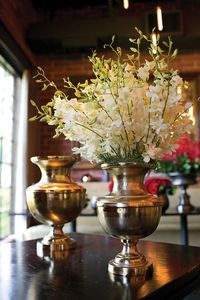 Vente directe d'usine Design moderne Vase décoratif extérieur en métal doré Article décoratif de jardin à bas prix - Product Image 4