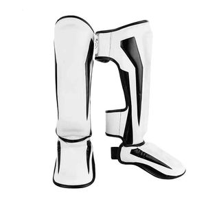 Protectores de Espinilleras de Cuero al por Mayor para Kick Boxing y Muay Thai, con Logotipo Personalizado, para Adultos, Protección para Piernas y Espinillas - Product Image 1