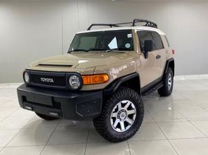 Toyota FJ Cruiser 4.0 V6 SUV 2022 Usado - Product Image 6