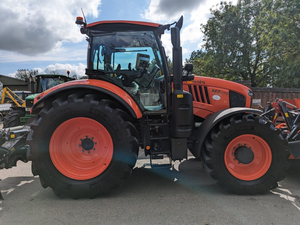 รถแทรกเตอร์ Kubota M7-173 มือสอง พร้อมเครื่องยนต์และเกียร์-ระบบตรวจสอบระยะไกล รับประกัน 2 ปี - Product Image 3