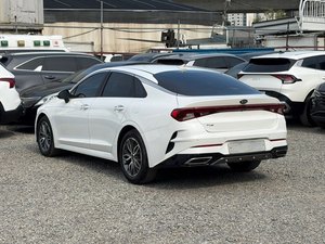 รถ EV6 GT ปี 2023 รุ่นที่ 3 สีขาว SUV ขนาดกลาง เกียร์อัตโนมัติ เบนซิน ยูโร 6 เบาะหนัง 5 ที่นั่ง พวงมาลัยซ้าย สภาพสะอาดมาก - Product Image 1