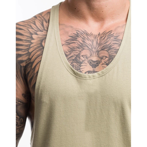 เสื้อกล้ามผู้ชายน้ำหนักเบาผ้าฝ้ายผสมโพลีเอสเตอร์พิมพ์โลโก้ OEM เสื้อฝึกออกกำลังกายใส่สบาย - Product Image 3