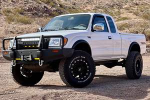 Toyota Tacoma PreRunner TRD Off-Road d'occasion (2000-2002) – Conduite à gauche/droite - Product Image 2