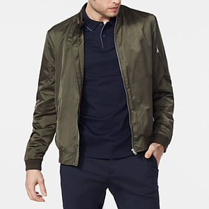 Veste en satin pour hommes de baseball brodée sur mesure pour la saison d'hiver Veste en satin chaude d'hiver de style universitaire pour hommes en bas quantité minimale de commande - Product Image 6
