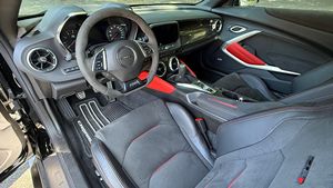 2023 Camaro รถเก๋ง ZL1 ~ 1,800ไมล์คู่มือ6สปีดแพ็คเกจประสิทธิภาพการติดตามสุดขีด1LE - Product Image 4