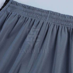 Uniformes de basket-ball à séchage rapide pour hommes, ensembles de shorts respirants avec logo imprimé pour l'entraînement - Product Image 3