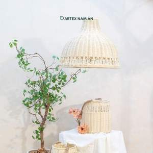 Pantalla colgante de ratán hecha a mano de primera calidad con diseño de tejido abierto para decoración del hogar y la boda - Product Image 5