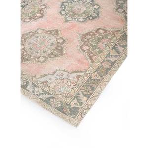 พรมขนสัตว์ถักมือสีชมพูและสีม่วงสไตล์วินเทจ รุ่น Pae-1883 สำหรับห้องนั่งเล่นหรือทางเดินในบ้าน - พรมจาอีปุร์ดีไซน์ใหม่จากสหรัฐอเมริกา - Product Image 2