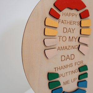 Anniversaire Empreinte Art sur 25 cm Boîte en bois poli Cher cadeau amical pour la fête des pères Artisanat en bois Boîtes en bois et panneaux muraux - Product Image 2