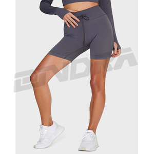 กางเกงโยคะฟิตเนสผู้หญิงแบบไร้ตะเข็บ ระบายอากาศ แห้งเร็ว ยืดได้สี่ทิศทาง ผ้าริบ ทรงสั้นสำหรับวิ่งและปั่นจักรยาน มีเชือกผูกเอว - Product Image 2