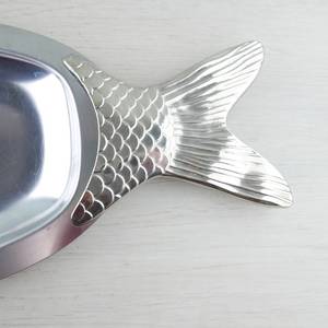 Plateaux de service en acier inoxydable poli plaqué de forme de poisson Look attrayant pour le pique-nique et la fête pour la maison et les ustensiles de cuisine - Product Image 5