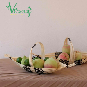 Panier en rotin vietnamien. Panier en bambou et rotin en forme de bateau avec poignée, mini bateau en bambou tissé à la main, taille 35x12cm, Vietnam - Product Image 2