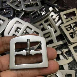 Hebillas de Cuero Genuino de Acero Inoxidable de Alta Calidad de 32 mm para Estribos de Equitación, Juego de Accesorios de Hebilla de Cuero para Chaps Ingleses - Product Image 1