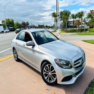 Venta caliente Merccedees Clase C Coches usados Bastante usado con un interior fresco y limpio Disponible Precio barato en stock para la venta - Product Image 1