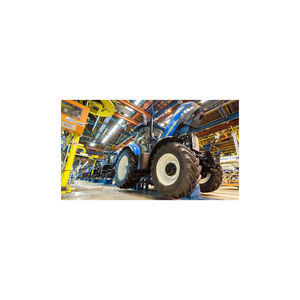 Tracteurs CNH compacts et de grande taille prêts à être livrés aux fournisseurs d'équipement - Product Image 4