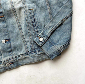 Popular <b>Mens</b> <b>Denim</b> <b>Jacket</b> Slim Fit Stretchable Comfortable and Durable Perfect for Casual Wear and Everyday Outfits - Product Image 6