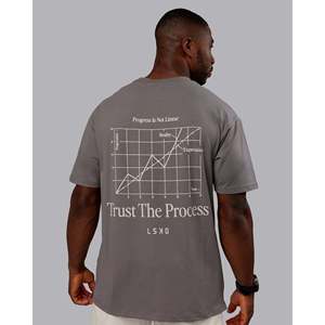 T-shirt surdimensionné en coton FLX épais Trust the Process 2.0 avec broderie personnalisée et impression sérigraphiée - Product Image 2
