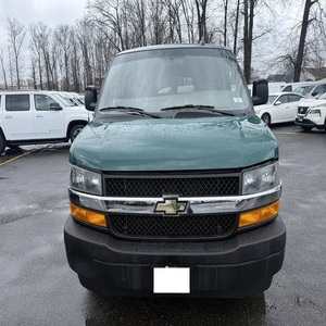 รถเชฟโรเลต เอ็กซ์เพรส 3500 LS รุ่นปี 2019 แบบขยายพื้นที่บรรทุก ขับเคลื่อนล้อหลัง เครื่องยนต์ V8 เกียร์อัตโนมัติ เป็นที่ต้องการอย่างมาก - Product Image 1