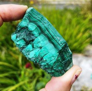 Mesa de Centro Redonda de Mármol Verde para el Pasillo o Sala de Estar, Impresionante Centro de Mesa, Arte de Mosaico de Malaquita, Piedra para el Hogar u Oficina - Product Image 3