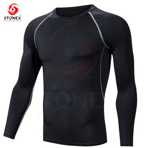 เสื้อรัดกล้ามเนื้อผู้ชายแบบระบายอากาศได้ดี พรีเมียม ปรับแต่งได้ แขนยาว แห้งเร็ว ผลิตจากผ้าสแปนเด็กซ์และโพลีเอสเตอร์ เหมาะสำหรับออกกำลังกาย ทรงปกติ - Product Image 1