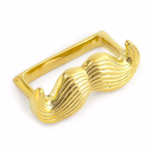 Vente chaude anneau de serviette en laiton or brillant poli forme de lèvre carrée qualité incroyable conception Unique produit de vente chaude - Product Image 2