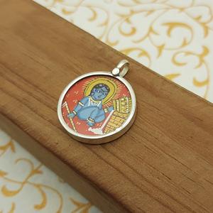 Colgante Artesanal de Plata de Ley 925 de Lord Krishna, Pintura Espiritual Única, Marcos de Cristal, Cadenas Elegantes Pintadas a Mano - Product Image 5