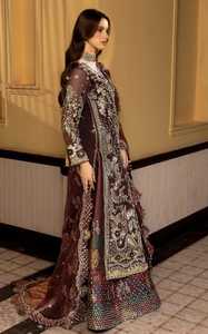 Vestido de Terciopelo de Lujo, Vestido de Primera Calidad con Hermosas Cuentas y Trabajo Artesanal y Bordado - Product Image 6