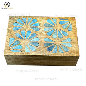 Boîtes décoratives et enseignes murales écologiques faites à la main en bois de manguier de luxe pour le rangement ou la décoration - Product Image 1