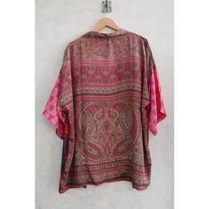 Kimono de Lujo Tallas Grandes Transpirable de Seda con Retazos, Bata Corta Sexy, Ropa de Dormir y Descanso Suave para Mujer - Product Image 4