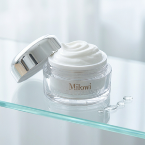 CREMA BLANQUEADORA MILOWI V2 MAGIC RADIANCE 50g Crema Antiarrugas de Aclarado Inmediato para una Piel Hidratada y Radiante - Product Image 1