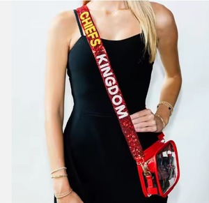 Bolso de hombro hecho a mano personalizado de calidad perfecta, correa para bolso con cuentas de cristal para el día del juego universitario - Product Image 1