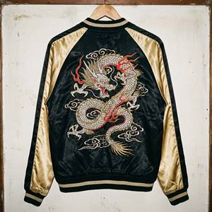 Chaqueta de Estilo Vintage Yokosuka, Chaqueta Urbana de Satén Negro y Dorado con Bordado Pesado de Dragón, Directo de Fábrica en Sialkot - Product Image 4